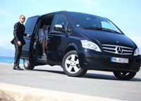 DriverForVip.fr, société de transport de personne à Paris, spécialisée dans la location de véhicules avec chauffeur : Berline, Limousine, Minibus, Minicar, Autocar.