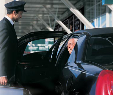 DriverForVip.fr, société de transport de personne à Paris, spécialisée dans la location de véhicules avec chauffeur : Berline, Limousine, Minibus, Minicar, Autocar.